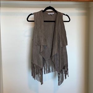 🍍4/$20🍍 Taupe vest